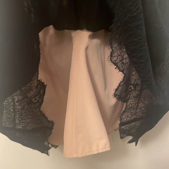 ✨BCBG MaxAzria LBD👗- Size 12 - Picture 9 of 10